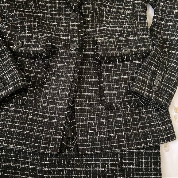 Karl Lagerfeld Paris Black Notched Collar Tweed Suit Skirt Set - Picture 5 of 16